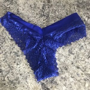 NWOT sexy blue lace thong large